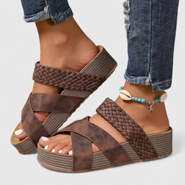 Cascadia Sandals