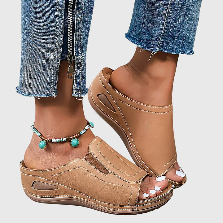 Cedar Sandals