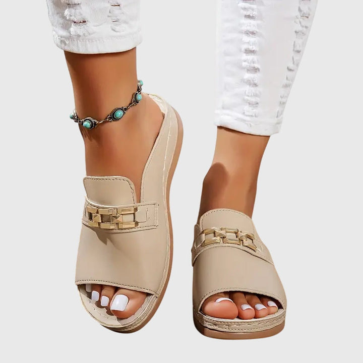 Cedar Sandals
