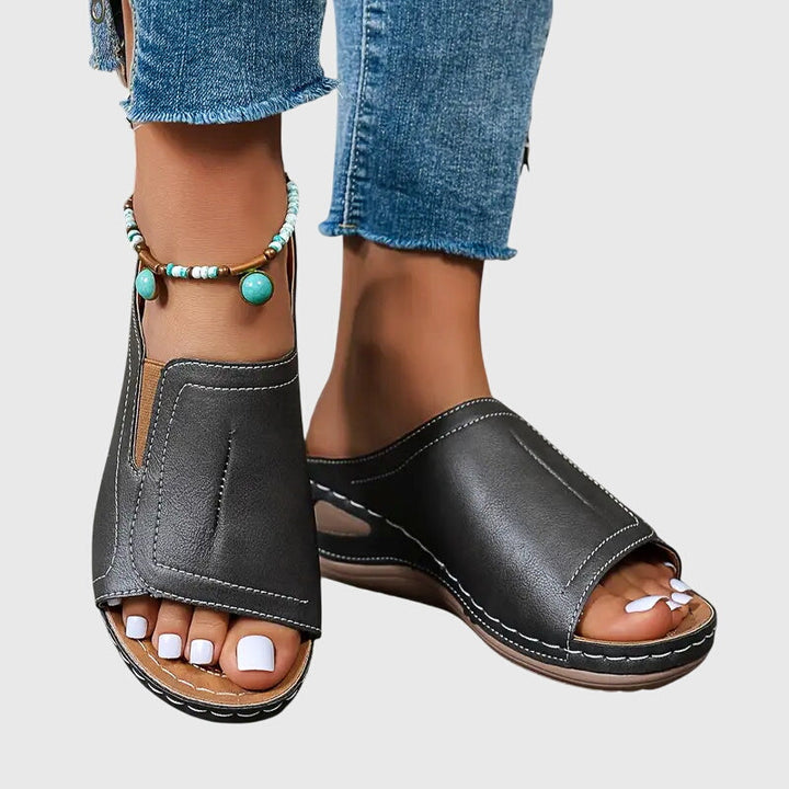 Cedar Sandals