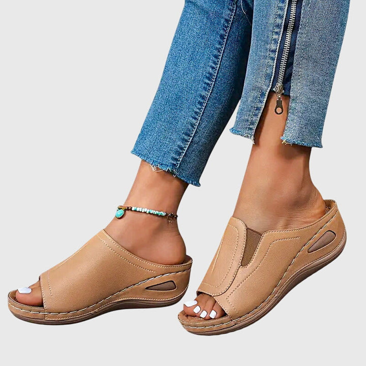 Cedar Sandals
