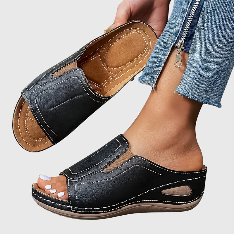 Cedar Sandals